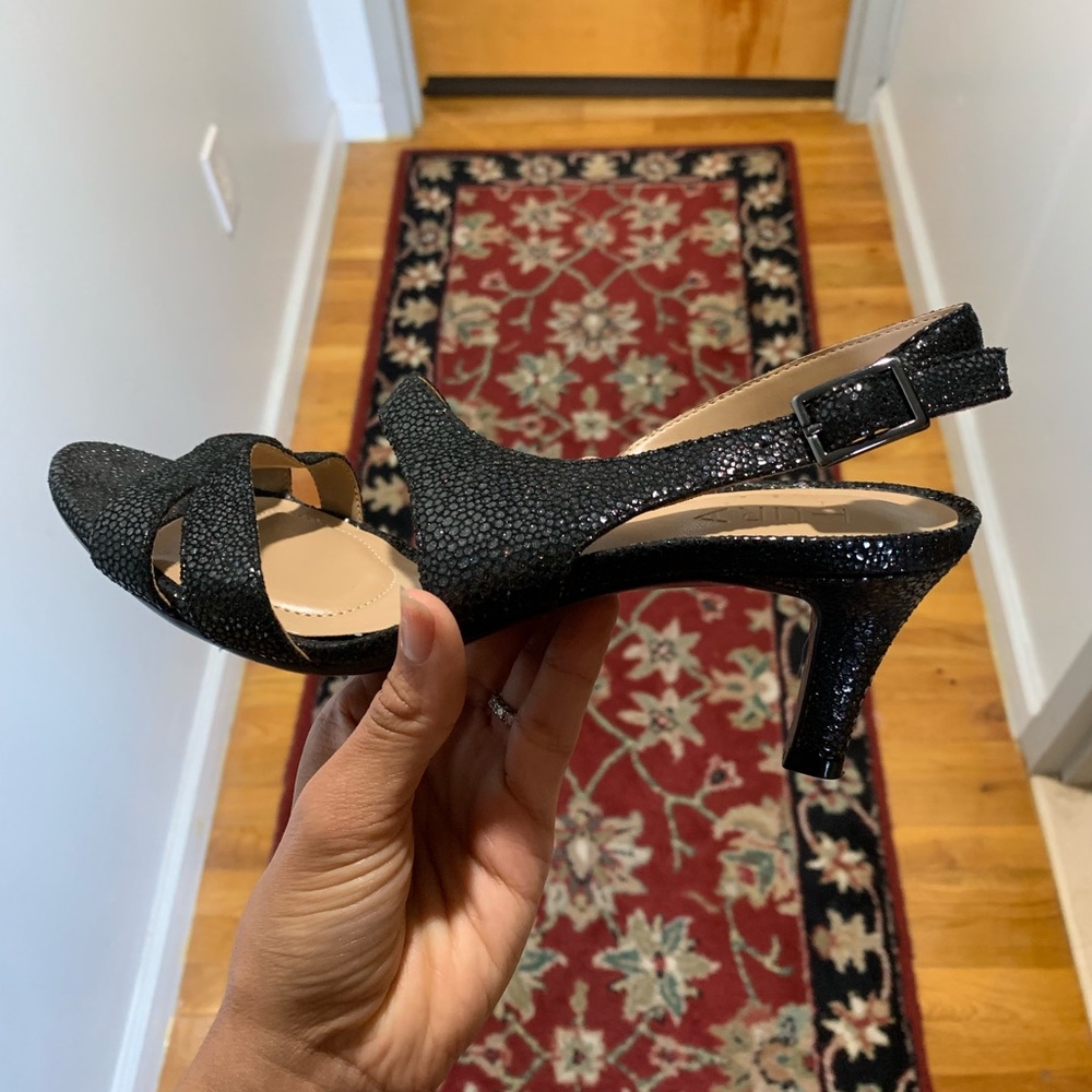 Brand new naturalizer heels
